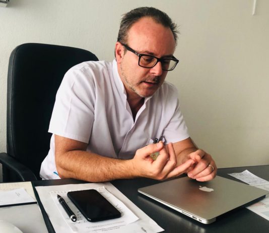„S-au scos posturi la concurs pe Chirurgie cardiovasculară pentru care nu s-a înscris nimeni fiindcă şi eu, dacă aş fi chirurg cardiovascular, nu aş putea să mă duc într-o clădire în care nu am paturi şi nici personal medical”- conf. univ. dr. Octavian Istrătoaie