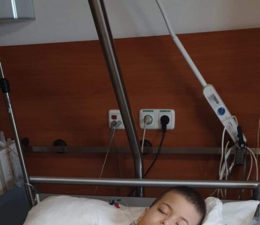 “Facem fapte bune cu oameni buni”- De 1 Iunie-Asociatia Ziarul Sanatatea vrea sa readuca zambetul pe fata micutului David