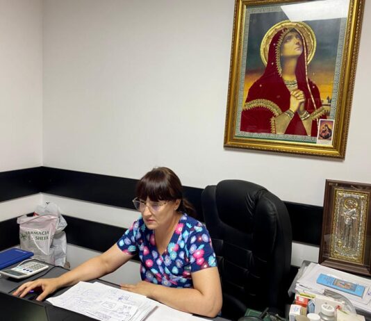 “De multe ori mi se pare ireal.Nu îndrăzneam să visez în urmă cu 18 ani că voi ajunge să dețin 36 de farmacii “, declară Viorela Țârcomnicu -proprietarul lanțului de farmacii Al Shefa