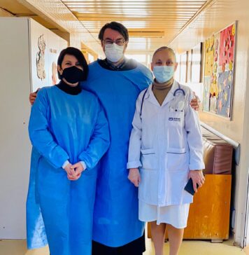 Campania “Facem fapte bune cu oameni buni” continuă. Astăzi am ajuns împreună cu preotul spitalului SCJU Craiova la copiii internați în secțiile de oncopediatrie și pediatrie
