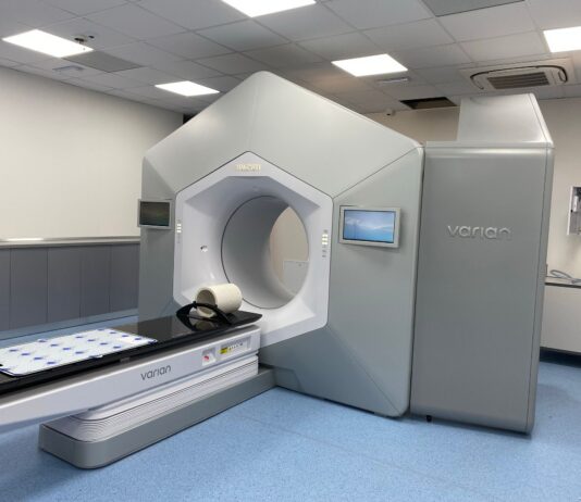 În Centrul de Oncologie Sf. Nectarie toate serviciile medicale sunt gratuite. De curând, în Centrul de Radioterapie Sf. Nectarie a fost montat cel de-al doliea accelerator liniar, pentru ca pacienții să nu fie nevoiți să aștepte