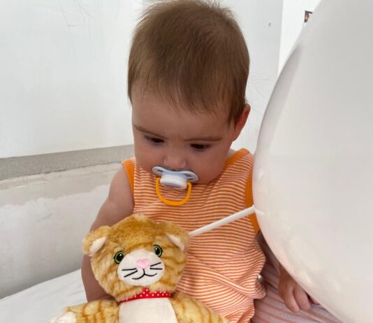 „Ajung mulți copii pozitivi în secția de pediatrie a Spitalului Filantropia. În acest moment cred că avem vârf de epidemie Covid și nu putem spune că suntem liniștiți”, declară dr. Radu Diaconu – medic primar Pediatrie Spitalul Filantropia