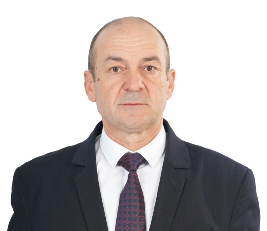 Candidatul PSD Claudiu Eugen Arsenie: Împreună putem schimba fața comunei Sadova!