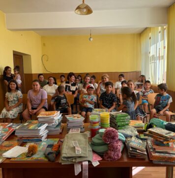 Asociația ,,Ziarul Sănătatea” și Banca pentru Alimente Craiova a demarat în urmă cu trei săptămâni campania: ,,Rechizite, ghiozdane și alimente pentru copiii din județul Dolj”