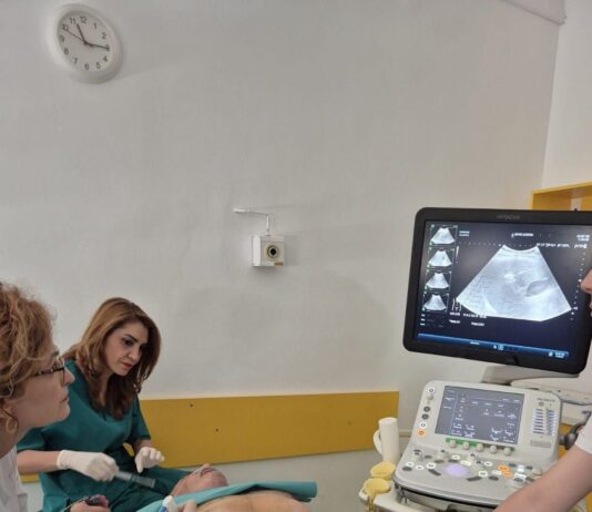 Premieră medicală la SCJU Craiova: prima ablație cu microunde a unei tumori hepatice, realizată cu succes