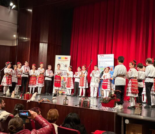 ,,Magia Crăciunului” – un spectacol caritabil care a unit 28 de școli și grădinițe din Dolj pentru copiii din spitale